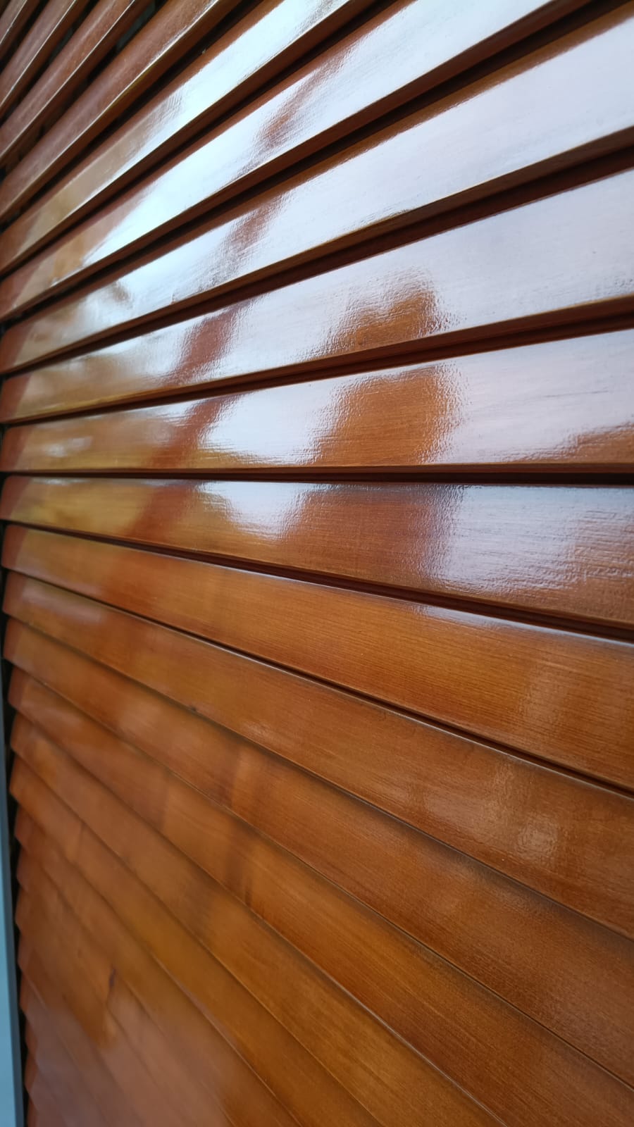 Reparación e Instalación de persianas de madera